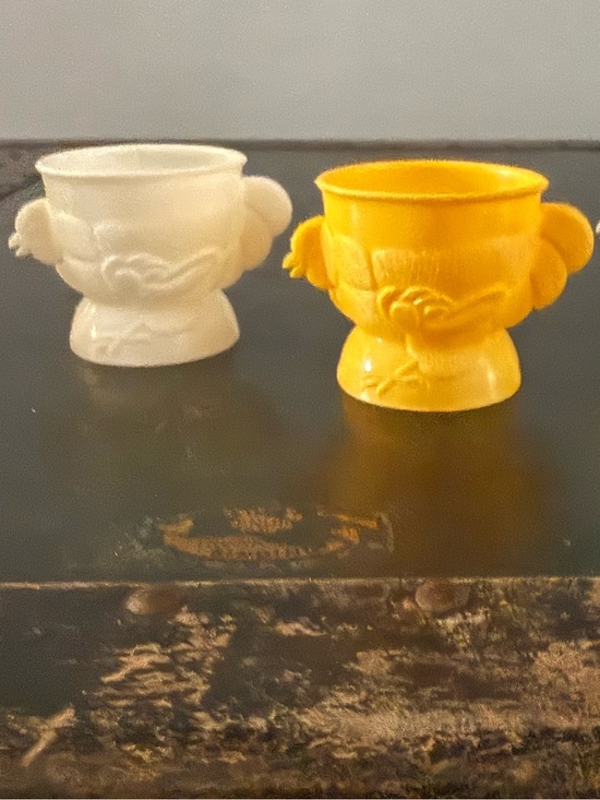 Other - Vtg 50's 60s Soft Plastic Easter Egg Cups Figural Chicken Hen Yellow And White